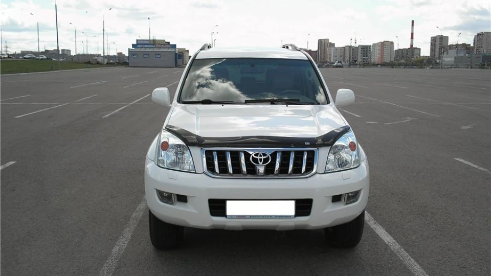 Toyota Land Cruiser Prado 2