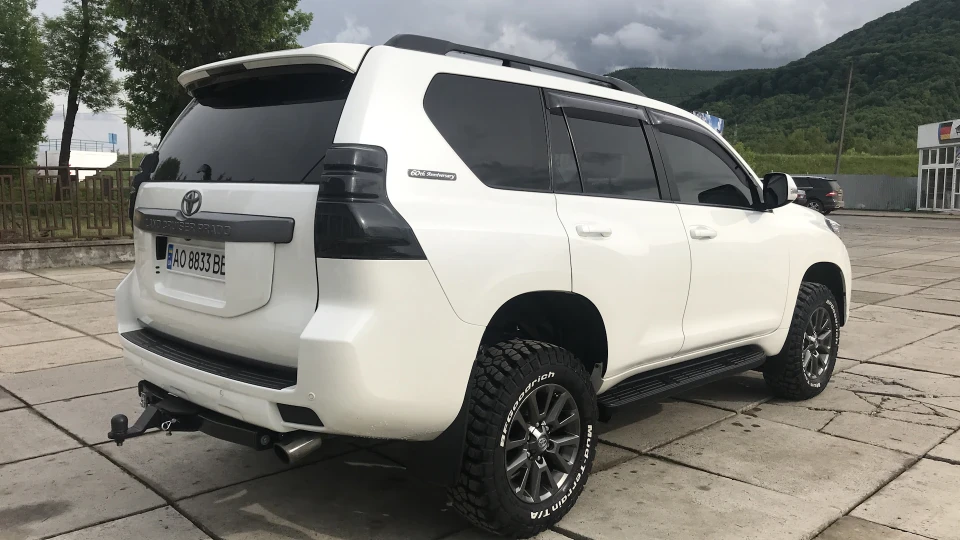 Toyota Land Cruiser Prado 3.0 TDI 5