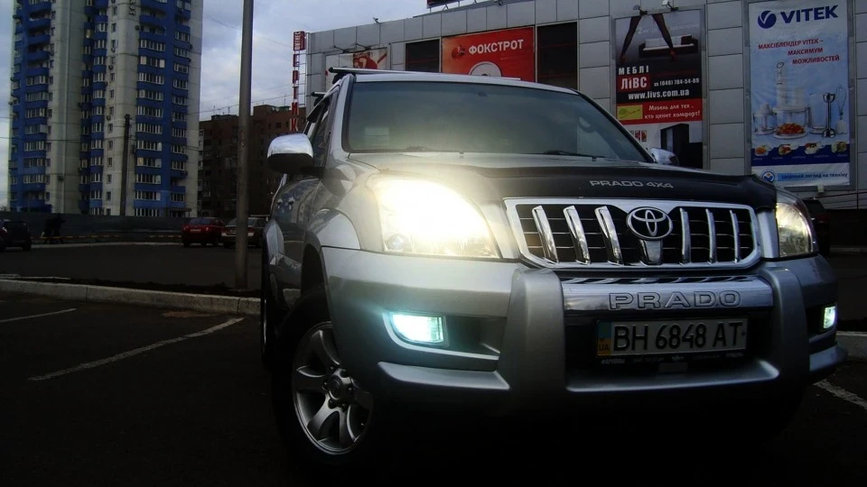Toyota Land Cruiser Prado 4.0 бензин 2