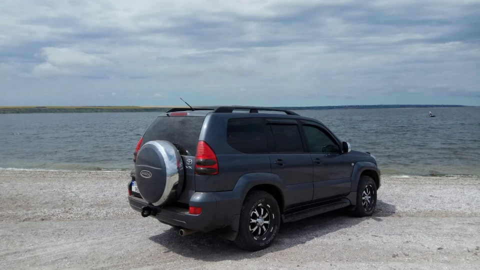 Toyota Land Cruiser Prado 4.0 Tourist LPG 3