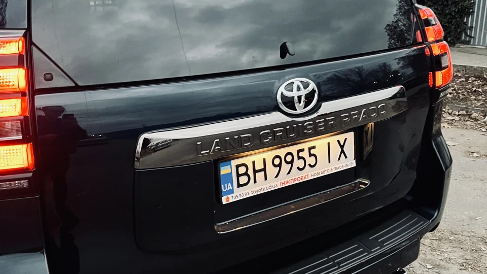 Toyota Land Cruiser Prado 4.0 2
