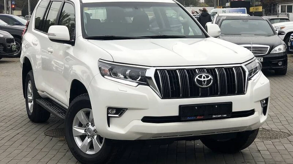 Toyota Land Cruiser Prado 4.0 2