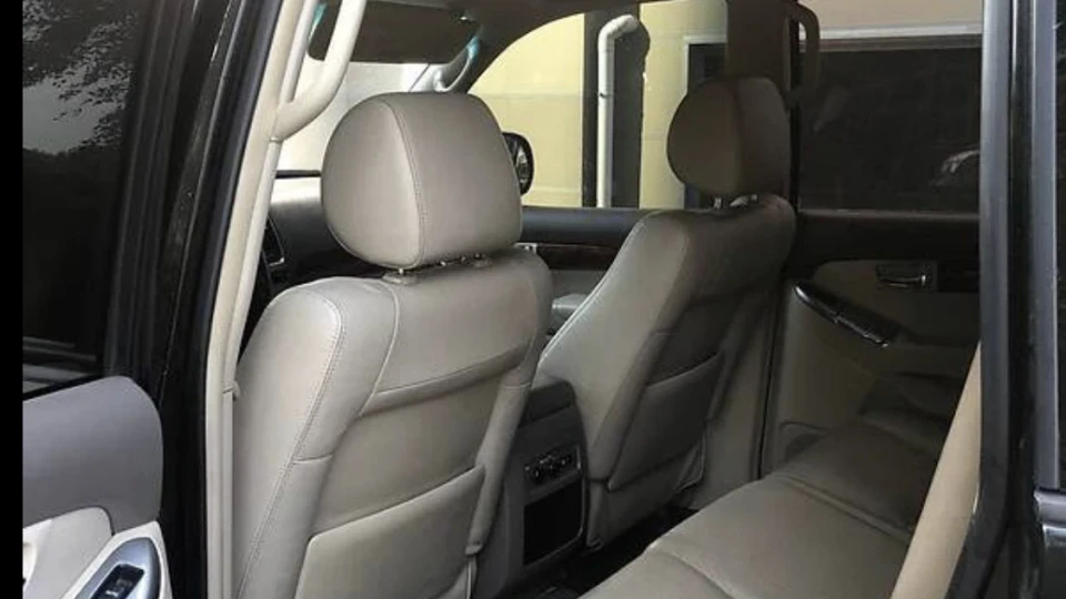 Toyota Land Cruiser Prado 4.0 2