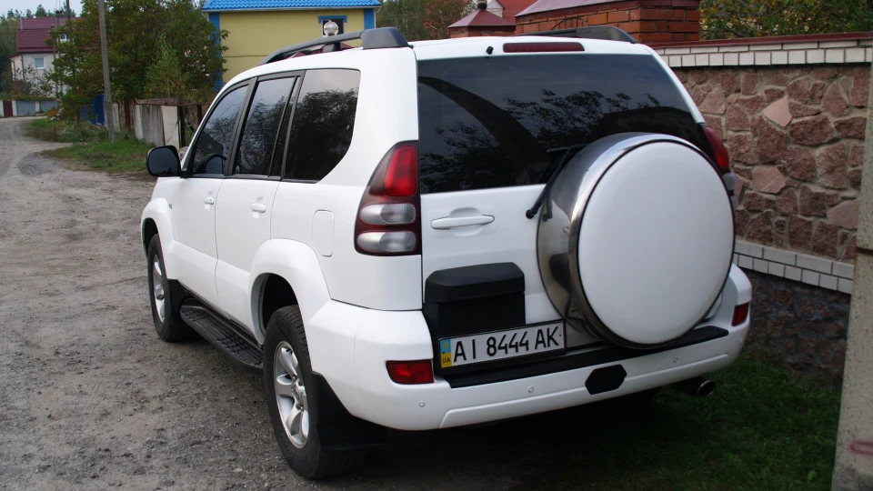 Toyota Land Cruiser Prado БІЛИЙ МАТ)