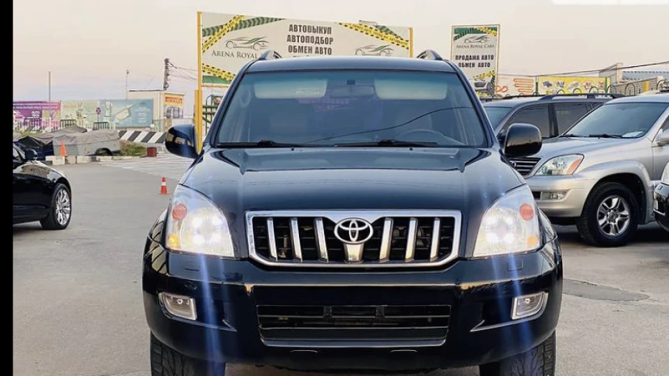 Toyota Land Cruiser Prado BlackEdition 5