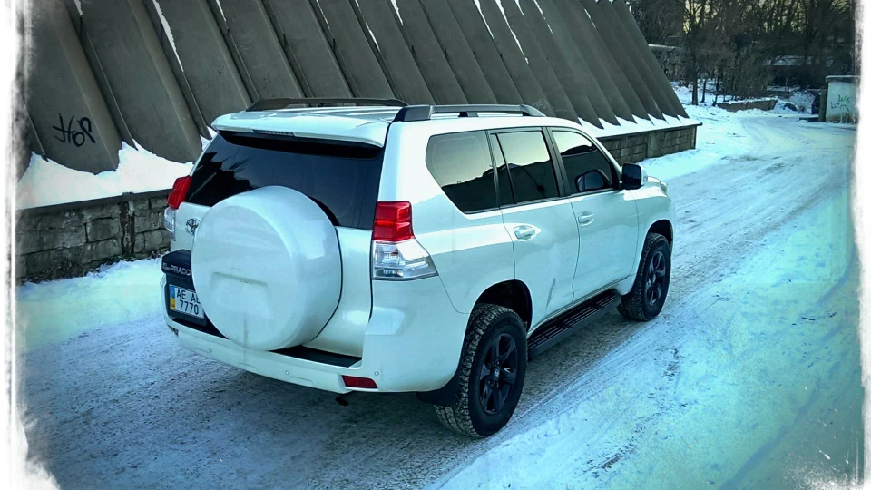 Toyota Land Cruiser Prado ..d4d...white pearl... 4