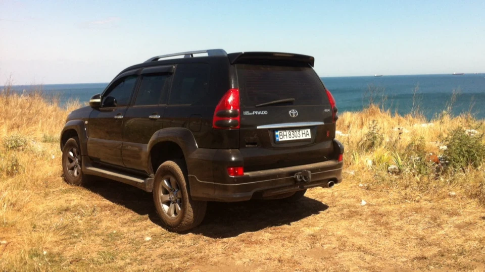 Toyota Land Cruiser Prado GX 2