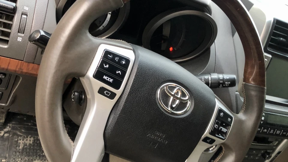 Toyota Land Cruiser Prado Ювілейний Бобік 3