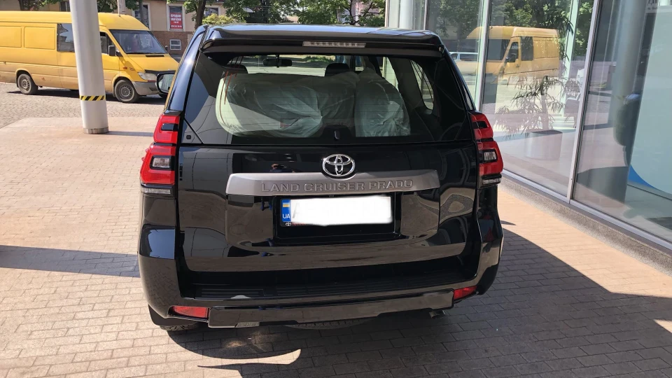 Toyota Land Cruiser Prado Комфорт 4.0 є і таке