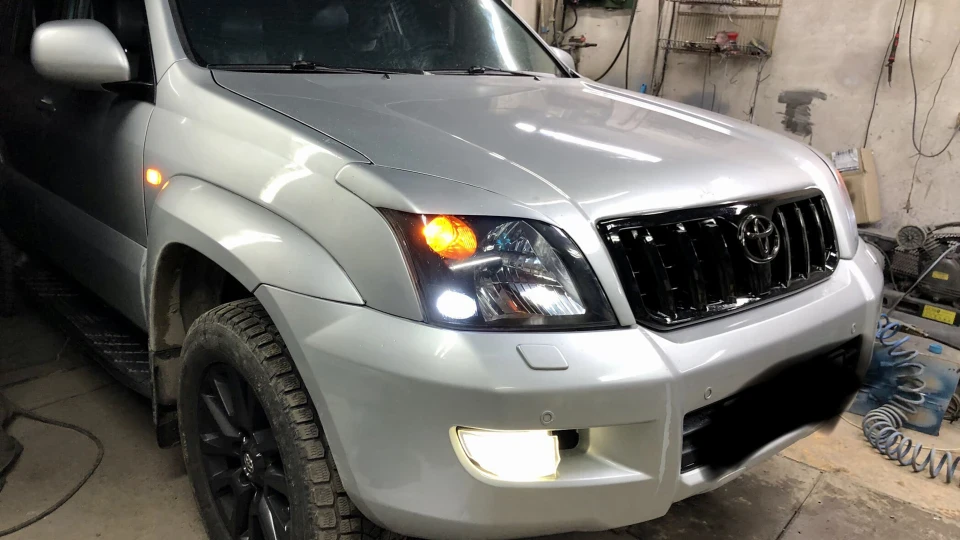 Toyota Land Cruiser Prado Поранений але не вбитий 2