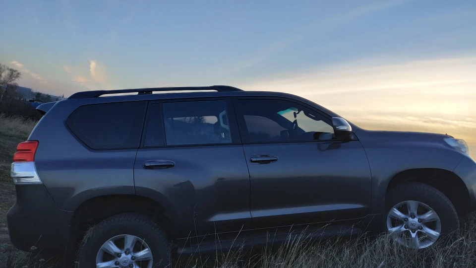 Toyota Land Cruiser Prado Слон