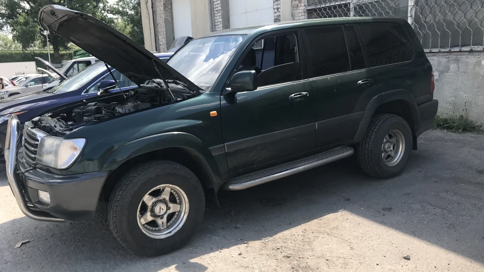 Toyota Land Cruiser