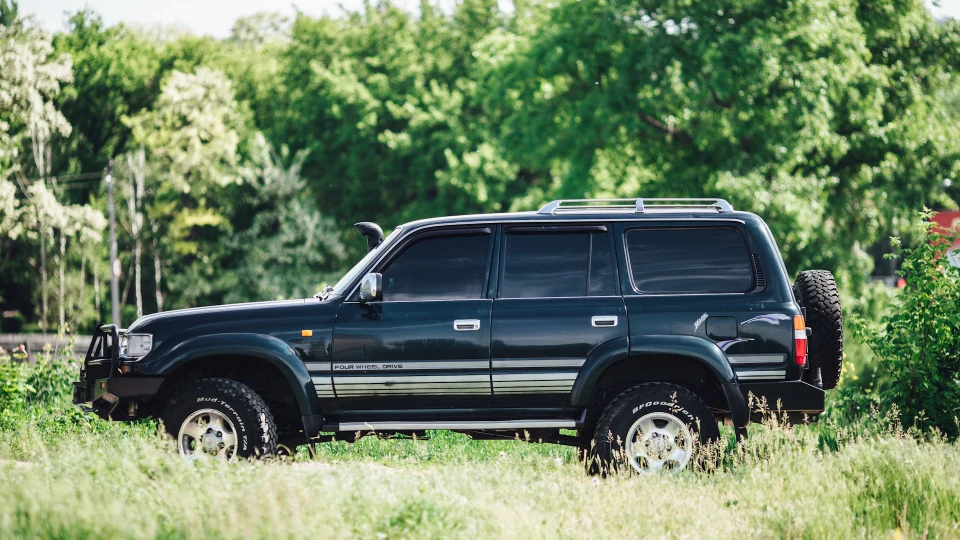 Toyota Land Cruiser 5