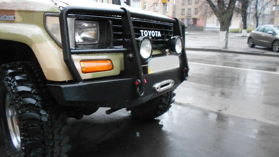 Toyota Land Cruiser 3