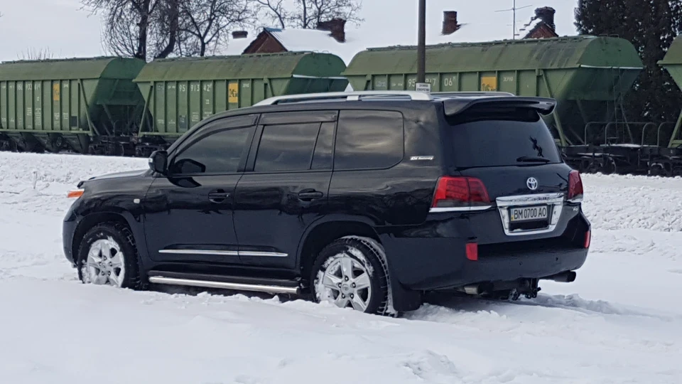 Toyota Land Cruiser 5
