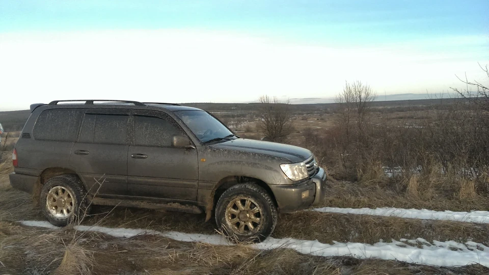 Toyota Land Cruiser 5