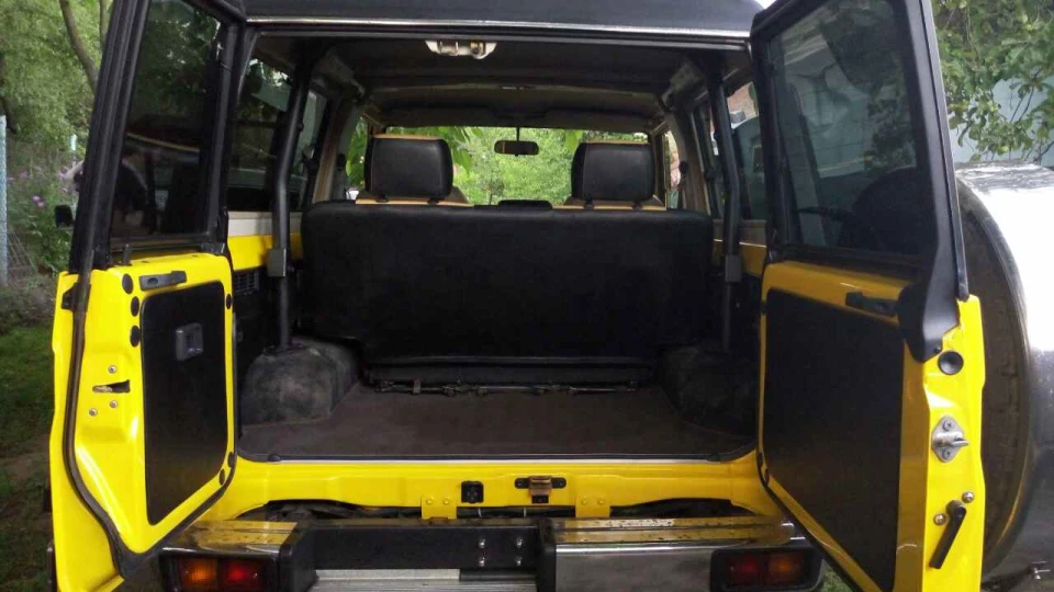 Toyota Land Cruiser 3