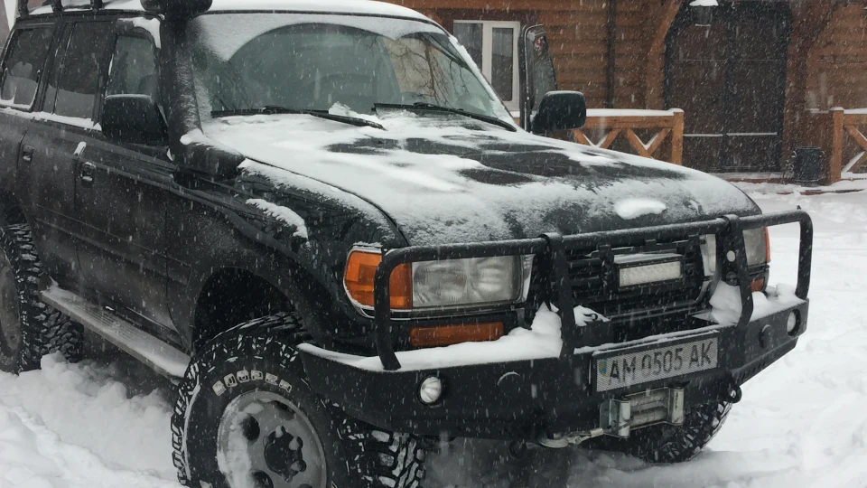 Toyota Land Cruiser 2