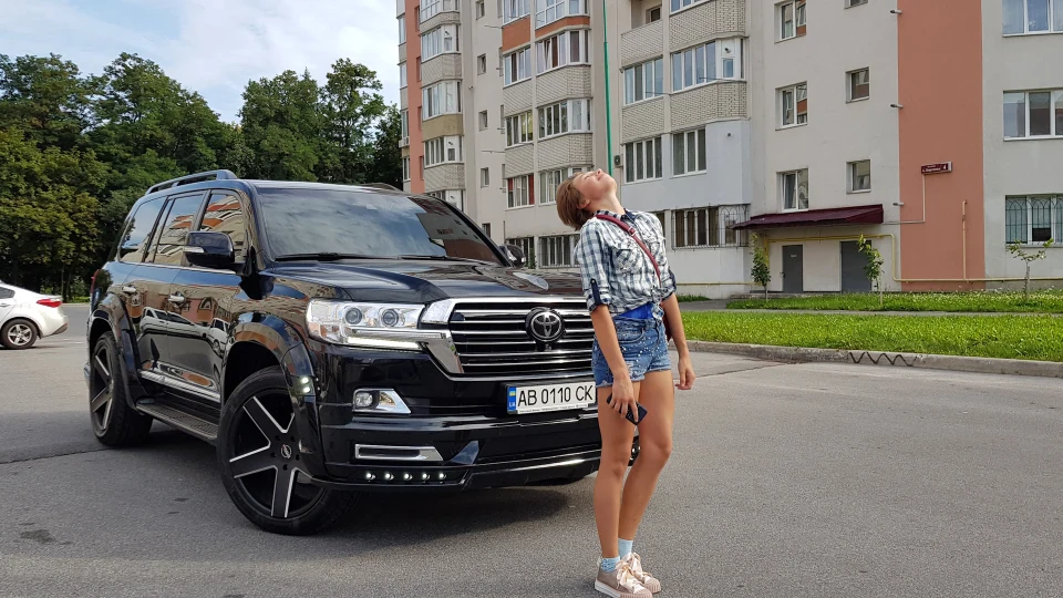 Toyota Land Cruiser 5