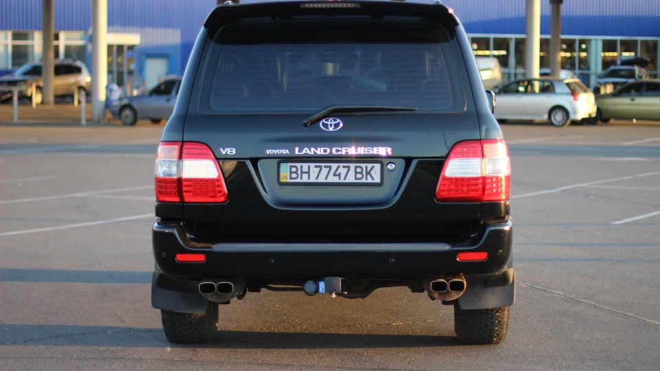 Toyota Land Cruiser 100 VX САРАЮГА 4