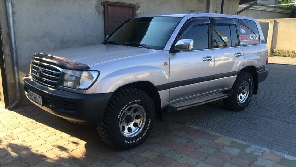 Toyota Land Cruiser 105 "PROCTO Service" 2