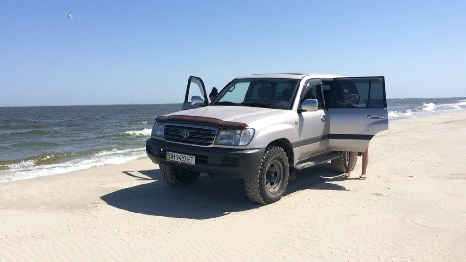 Toyota Land Cruiser 105 "PROCTO Service" 3