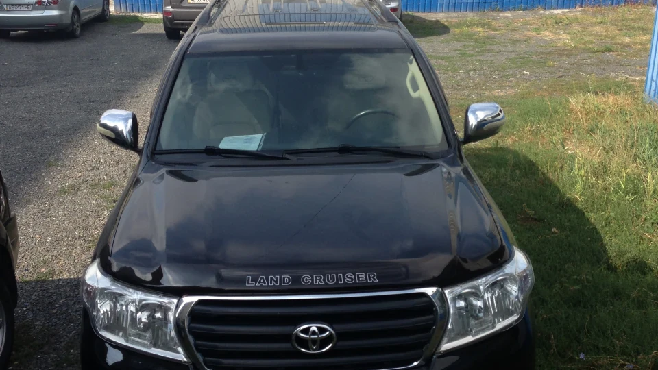 Toyota Land Cruiser 200 Арабів