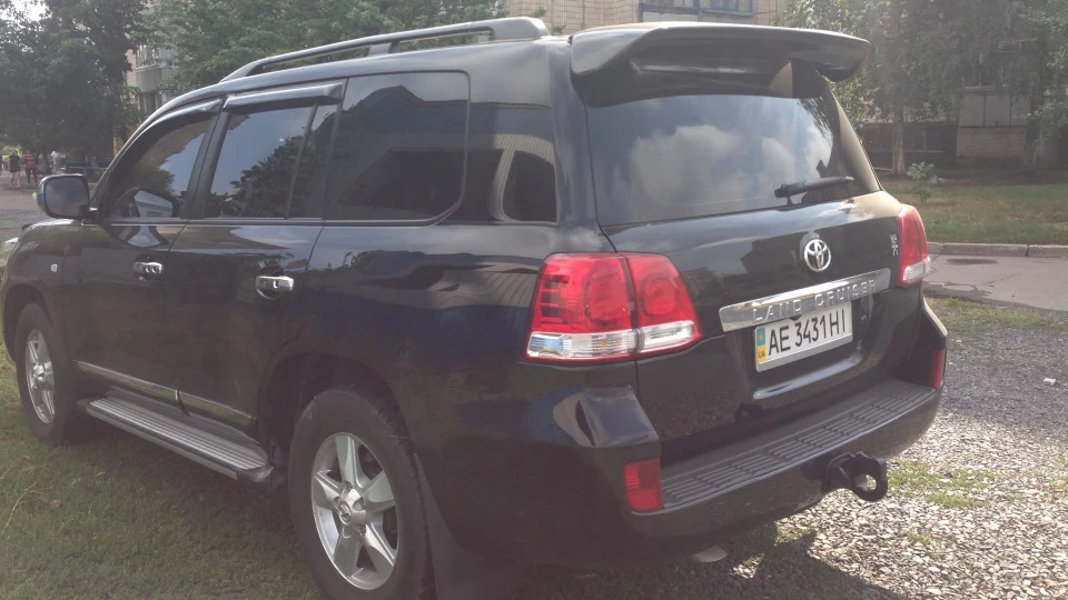 Toyota Land Cruiser 200 Арабів 2