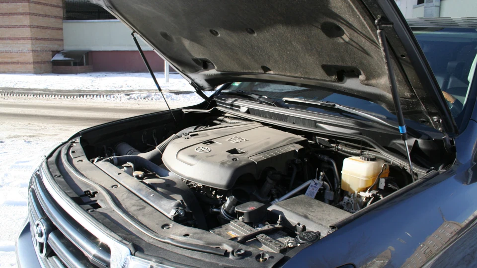 Toyota Land Cruiser 4.0 V6 2