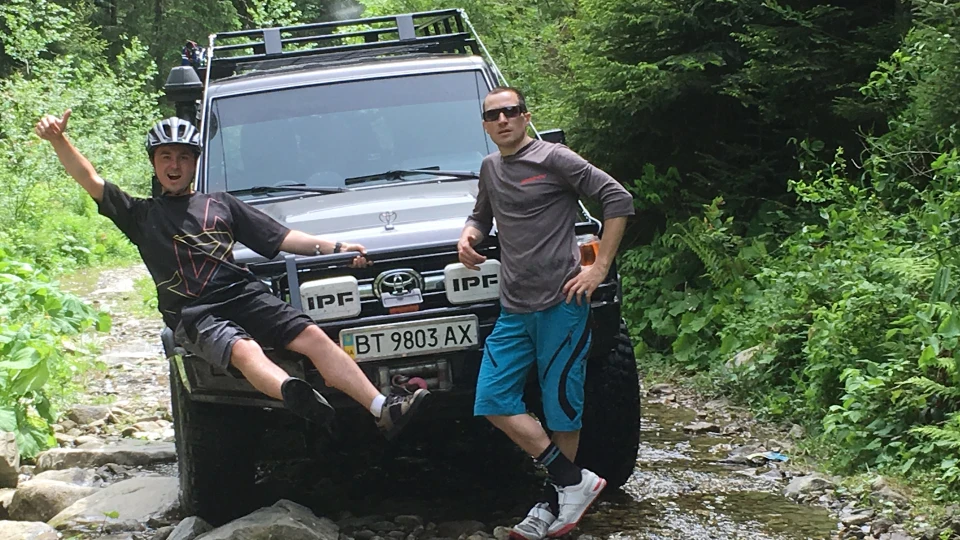Toyota Land Cruiser 4.2 BIKEMOBIL 4