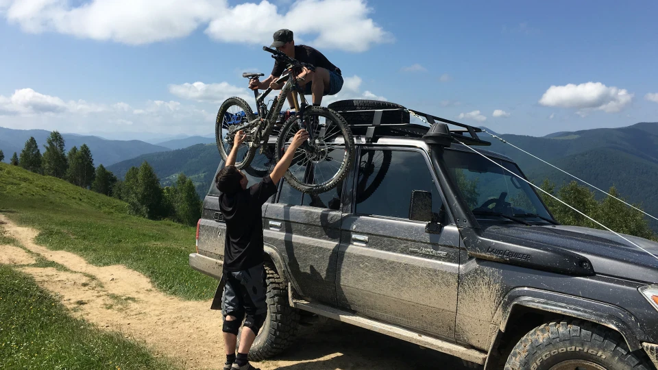 Toyota Land Cruiser 4.2 BIKEMOBIL 5