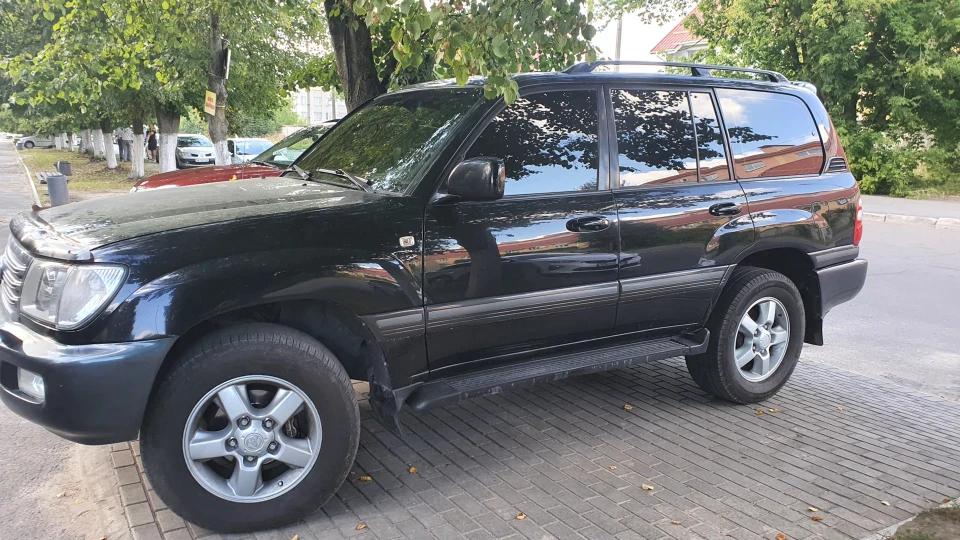 Toyota Land Cruiser 4.7 v8