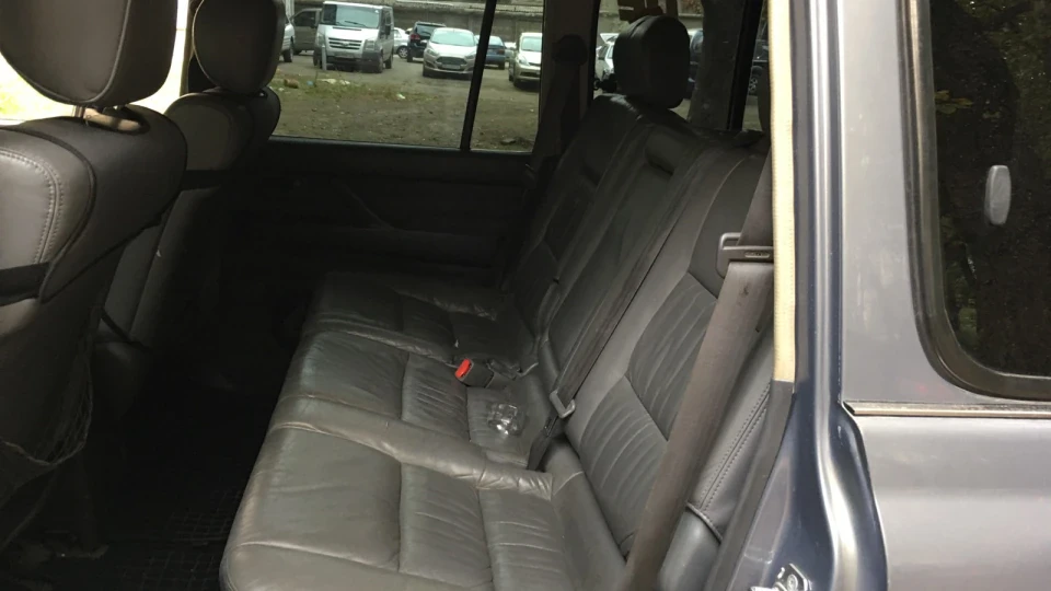 Toyota Land Cruiser 80 4.2 HD-T 2