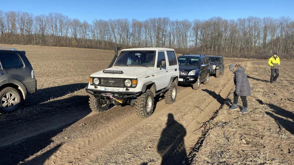 Toyota Land Cruiser Білосніжка