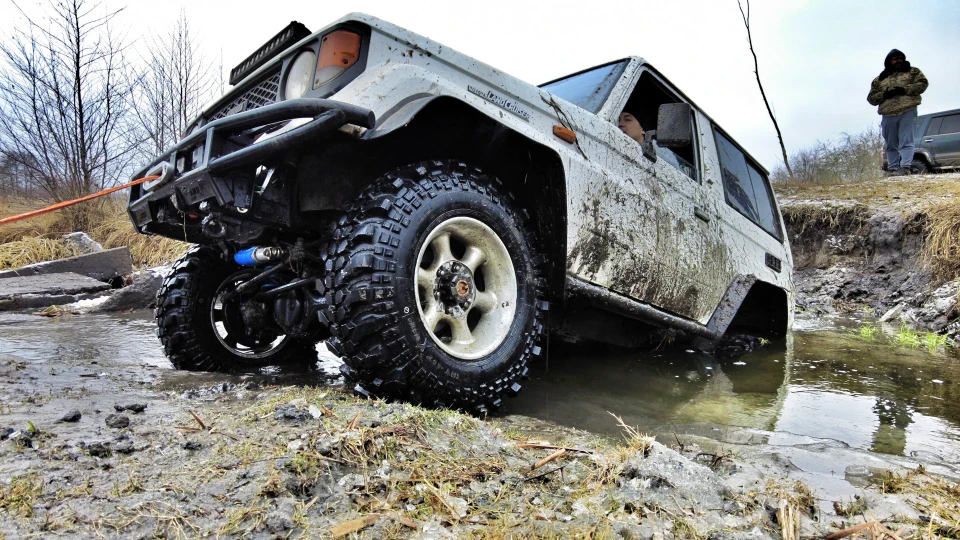 Toyota Land Cruiser Білосніжка 2