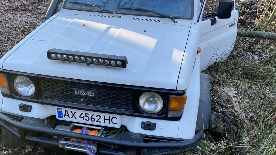 Toyota Land Cruiser Білосніжка 4