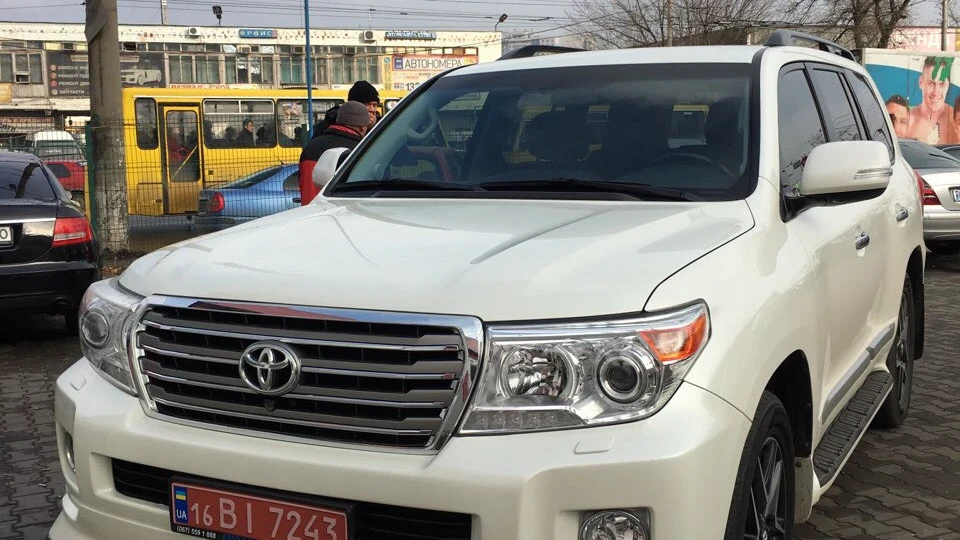 Toyota Land Cruiser Білий перламутр, 4.5 D 5
