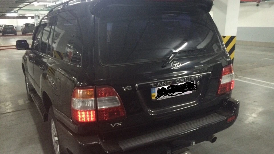 Toyota Land Cruiser Big as life