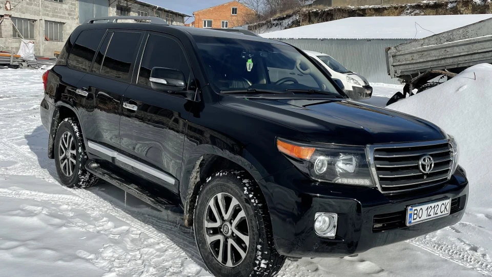 Toyota Land Cruiser Ексклюзивна Browstone 2