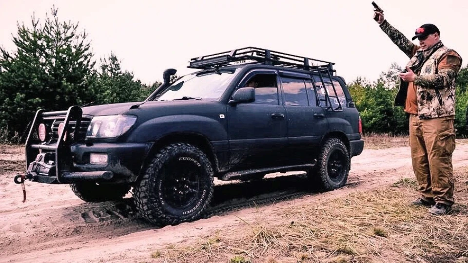 Toyota Land Cruiser HUNTER 2