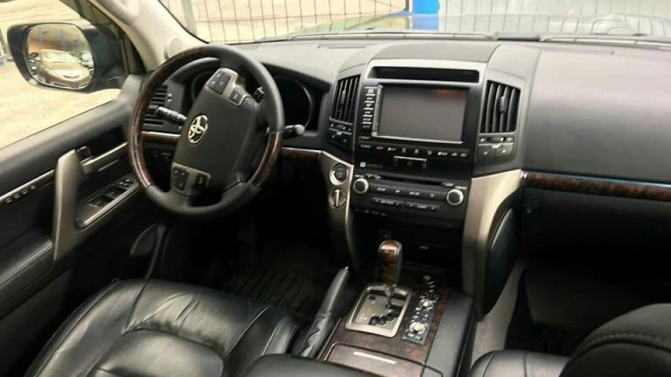 Toyota Land Cruiser Кукурудза 2