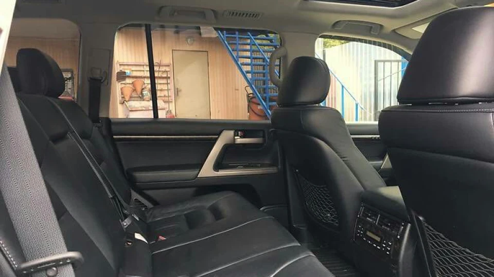 Toyota Land Cruiser Кукурудза 4