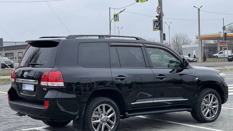 Toyota Land Cruiser Кукурудзер 2