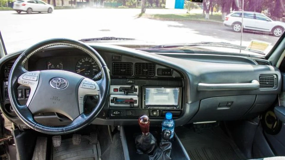 Toyota Land Cruiser Кукурудза 4