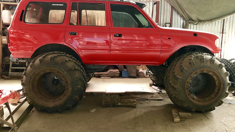 Toyota Land Cruiser ЛАПОКРУЗЕР ВЖЕ БІГ ФУТ