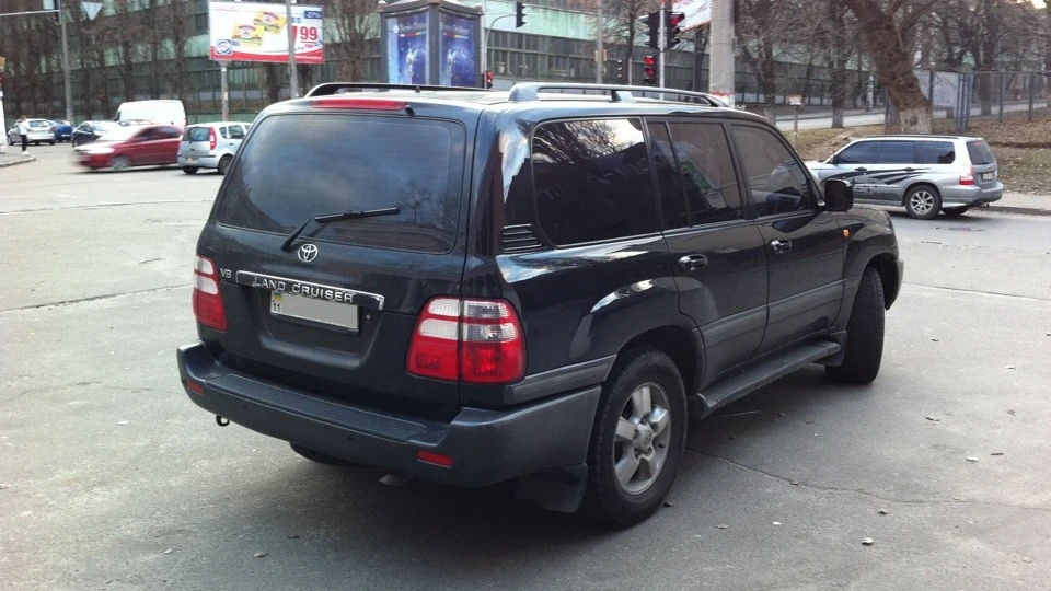 Toyota Land Cruiser MONSTER 3