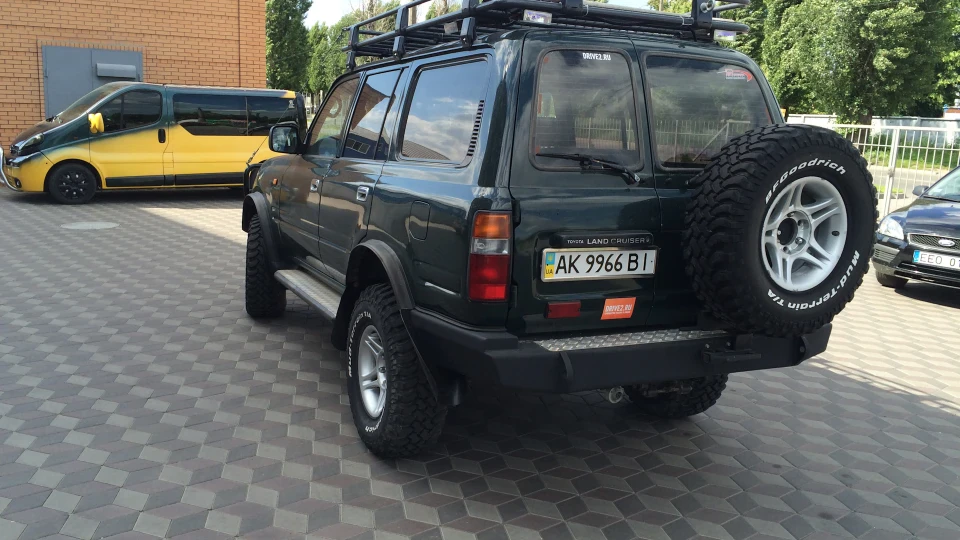 Toyota Land Cruiser PLATAN 3
