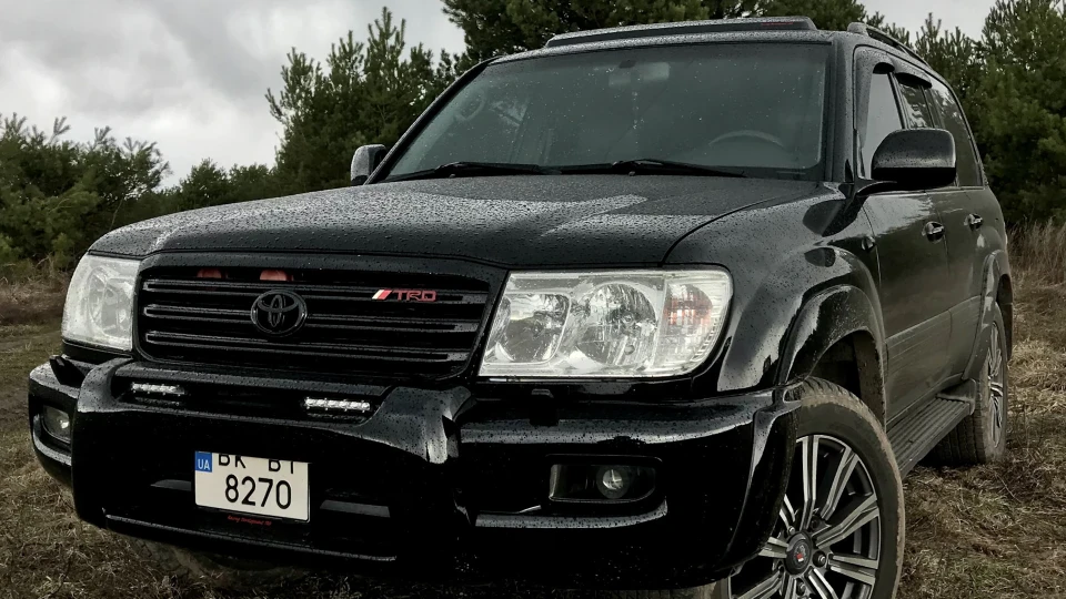 Toyota Land Cruiser TRD 2