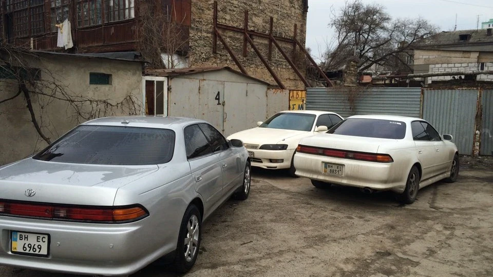 Toyota Mark II 2
