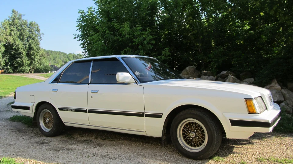 Toyota Mark II 4
